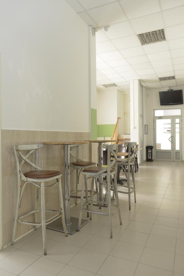 Hostel Flow House Centar ノヴィ・サド エクステリア 写真